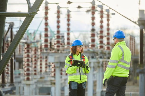 Best Affordable Emergency Electrician  in Slinger, WI